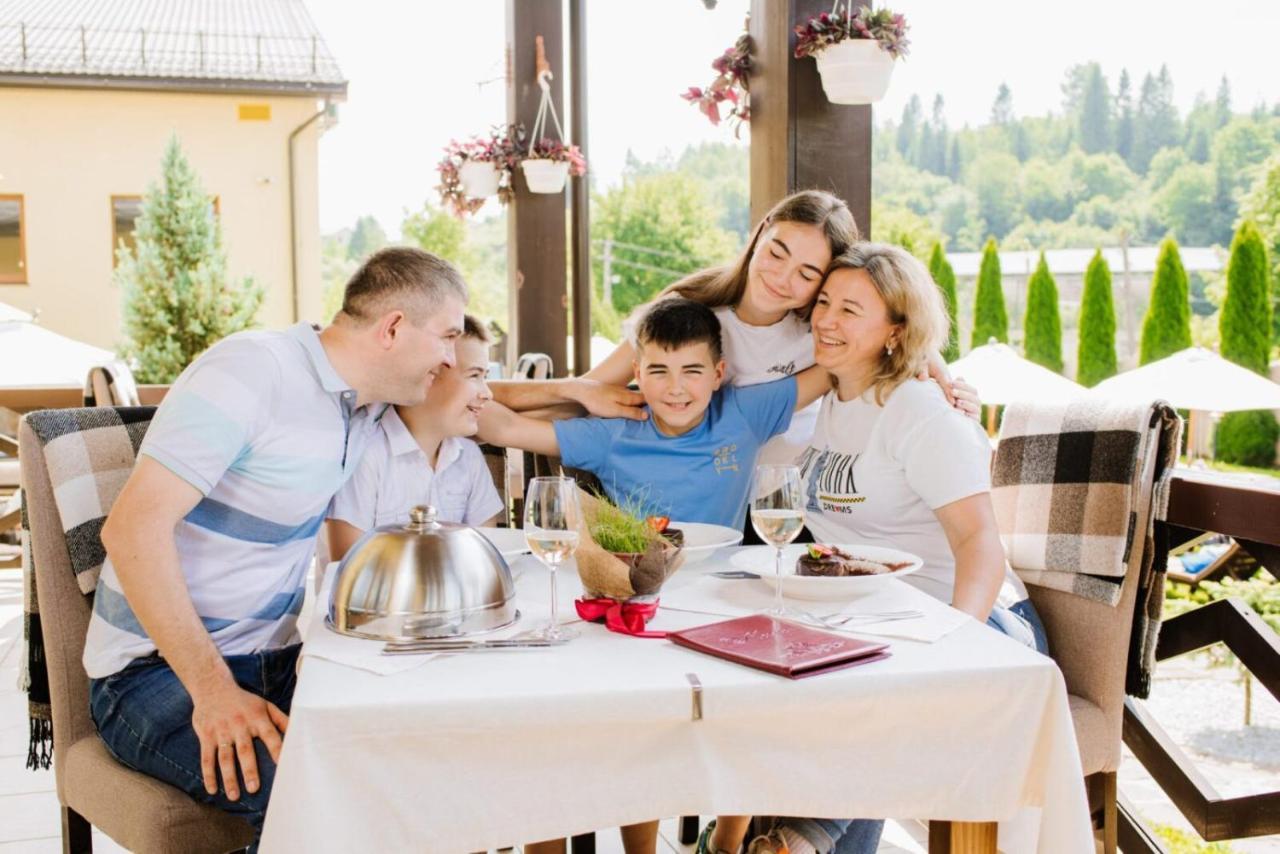 Kyivska Russ Resort Medical & Spa Сходница Экстерьер фото