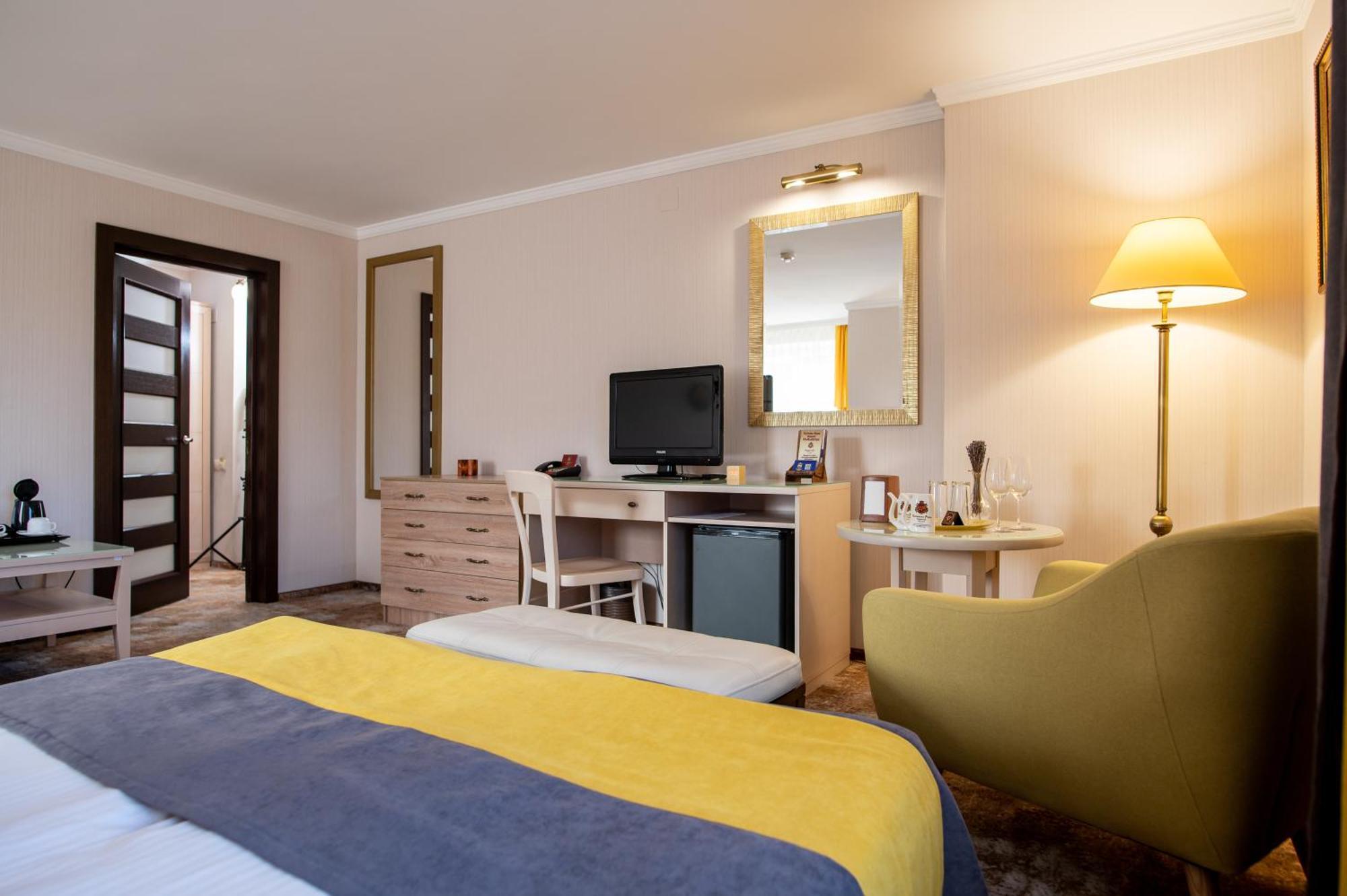 Kyivska Russ Resort Medical & Spa Сходница Экстерьер фото